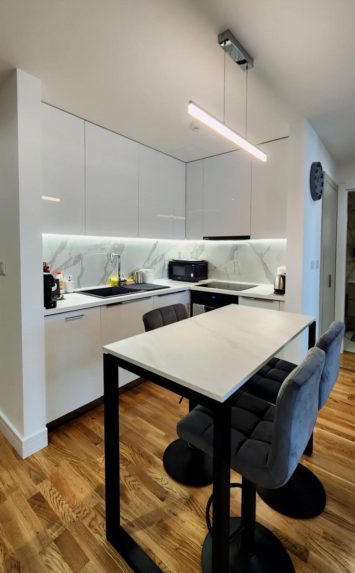 Diamond Residences 10Th Fl. Lux Apt. W/ City View Skopje Esterno foto